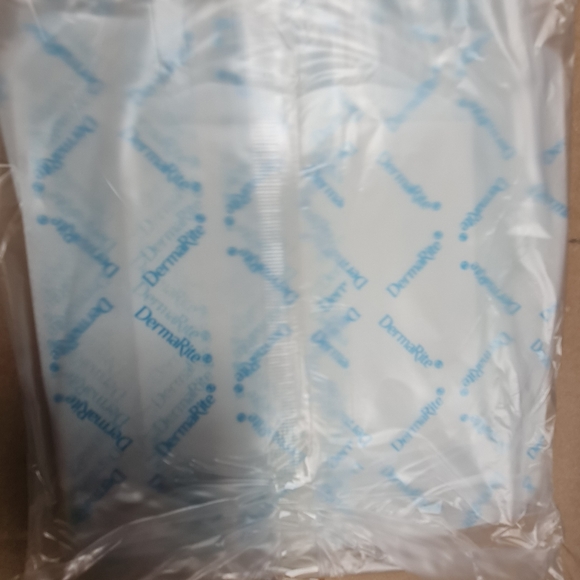 DERMARITE BORDERED GUAZE DRESSING ( PACK OF 10 ) 6" × 6" - Picture 4 of 4